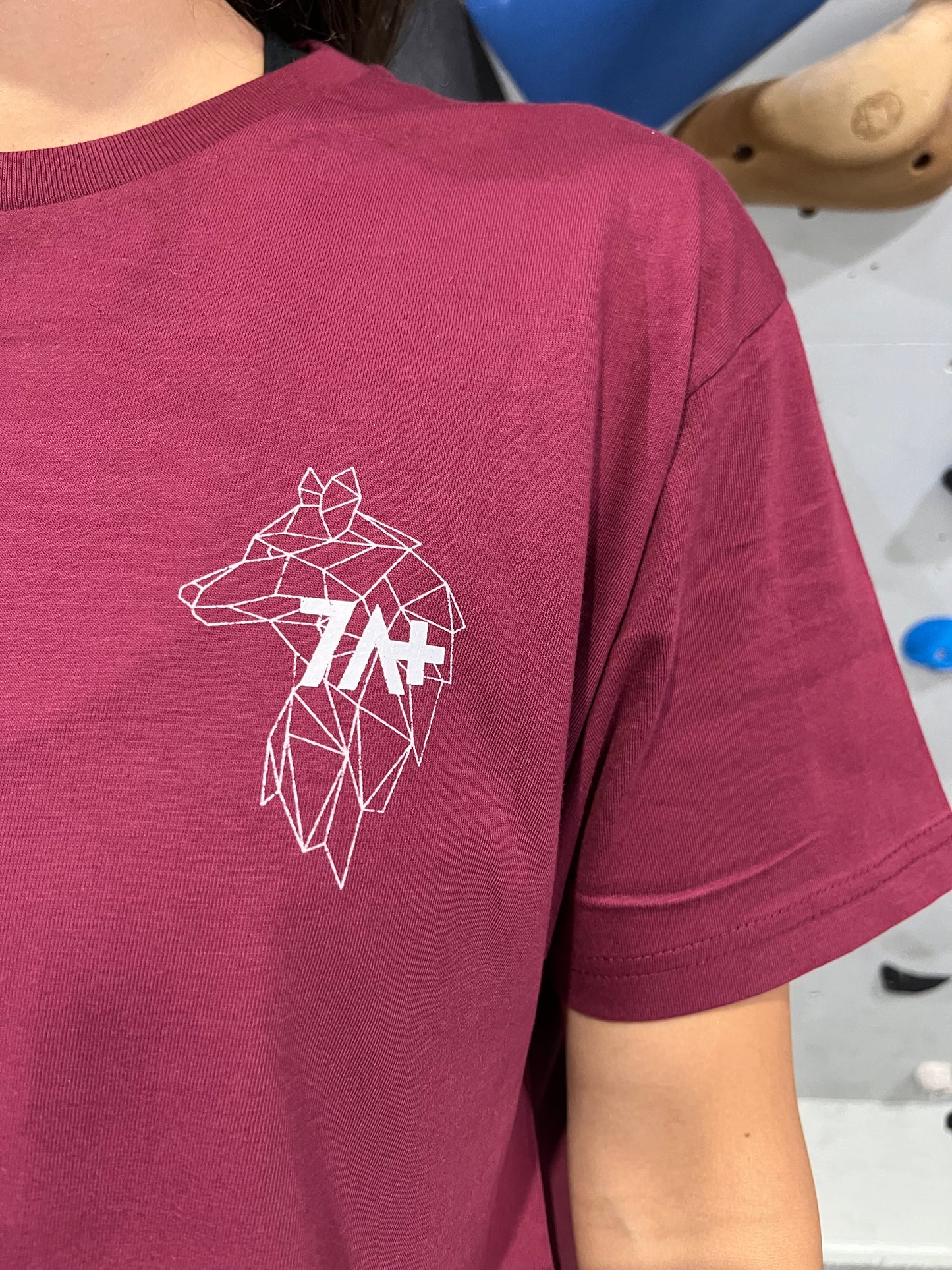 camiseta granate frontal