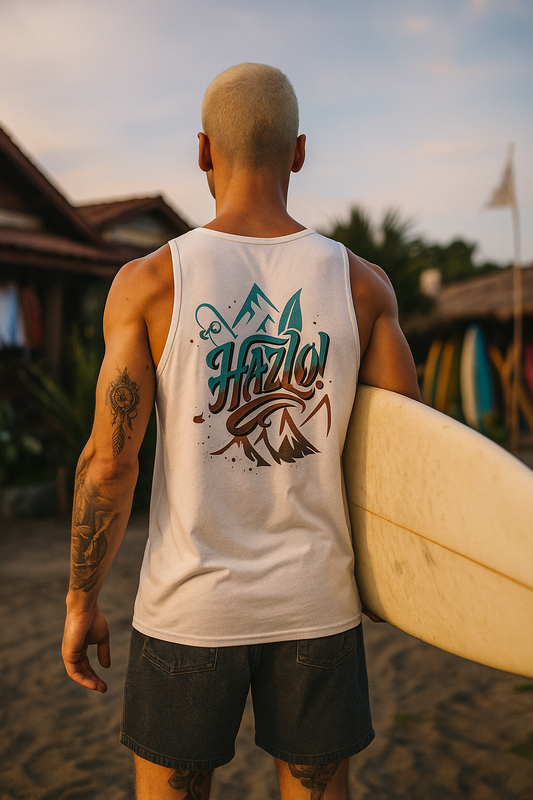 Camiseta Hazlo, color beige, parte trasera.